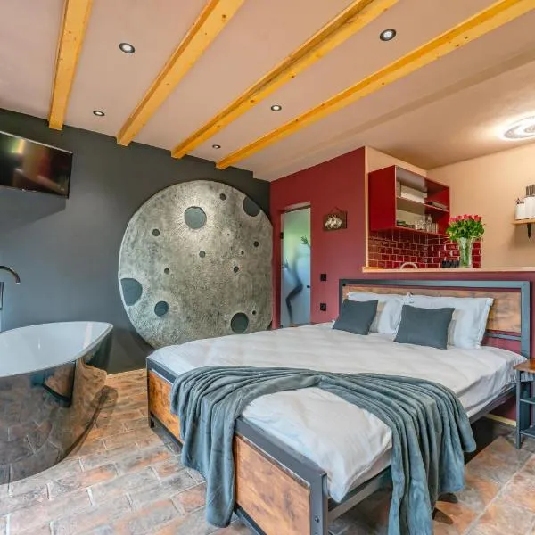 Wezly Tiny House, hotel in Măgura
