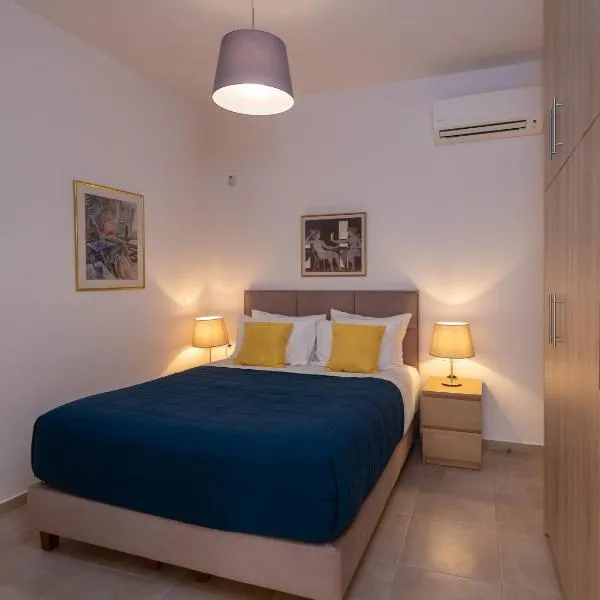 Smyrnis First, hotel v destinaci Heráklion