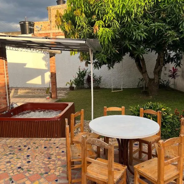 Casa Vacacional con Jaccuzi privado- Centro de Anapoima, hotel en Anapoima