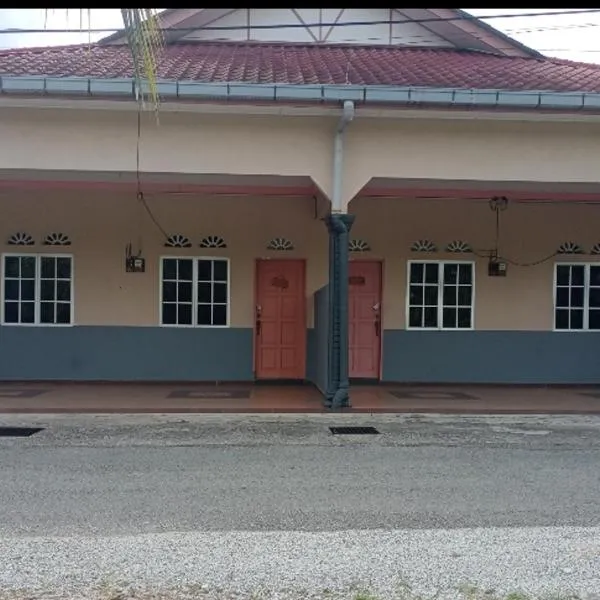 Homestay bonda tanjung malim, hotel en Kampong Keteyong