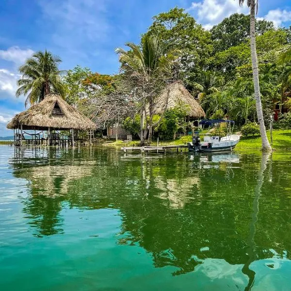 B&B Del Lago, hotel v destinaci Flores