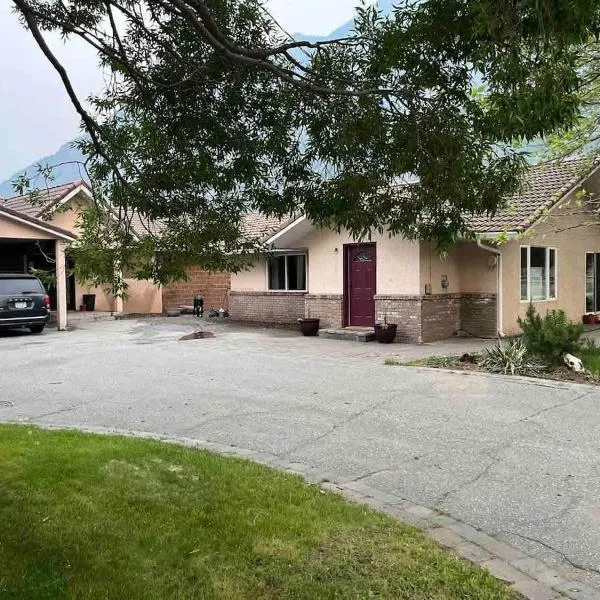 Taurean Vines Guest house, hotel in Keremeos