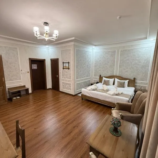 Shergiron Plaza, hotel in Bukhara