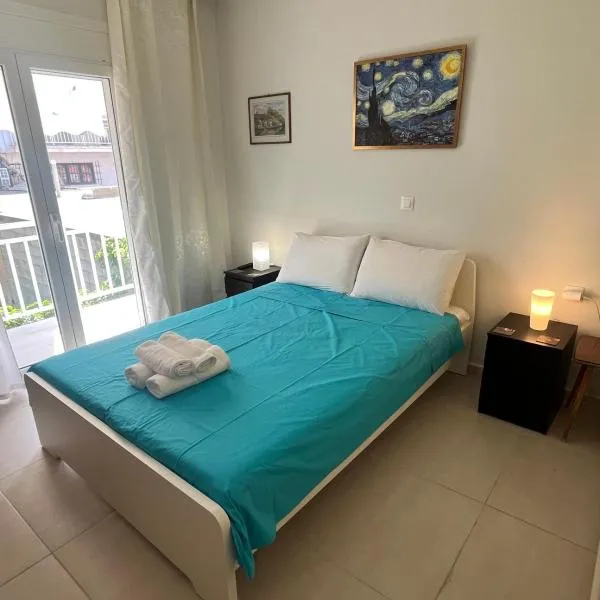 Cozy Apartment in central Kiato, hotel in Kiáton