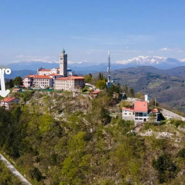 Prenočišča Center Mir In Dobro, hotel v mestu Solkan