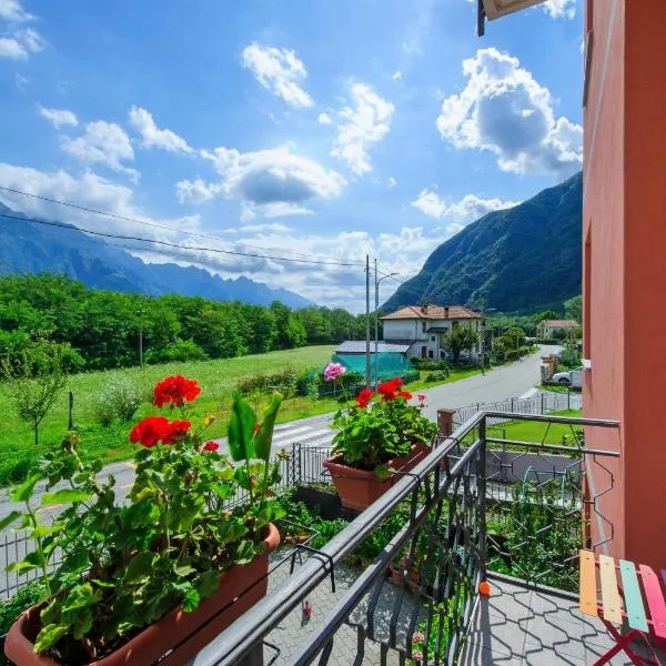 Villa Alexandra, hotel v destinaci Megolo di Mezzo