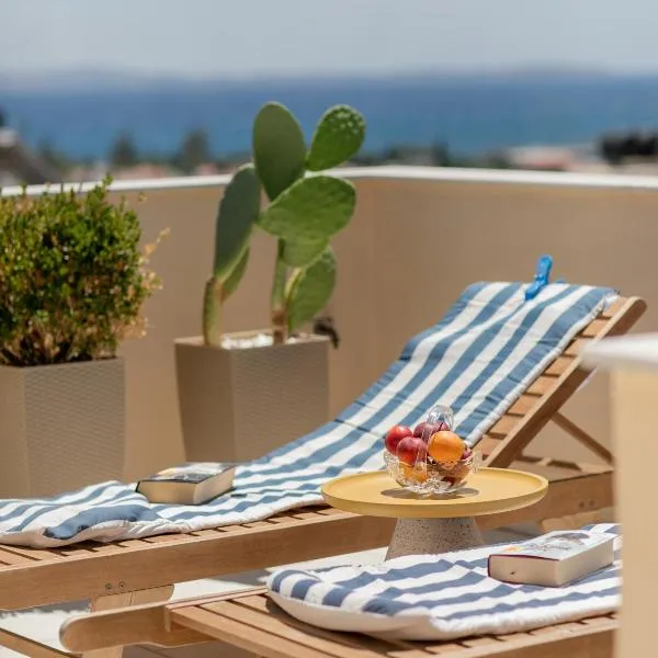 ISLAND Time Deluxe Apartment Downtown 3 floors, hotel din Chios