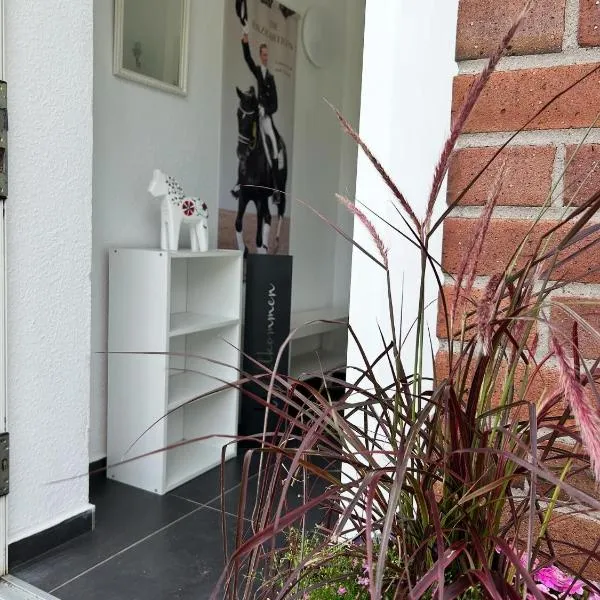 Reitsportzentrum Lichtenholz、ハンミンケルンのホテル