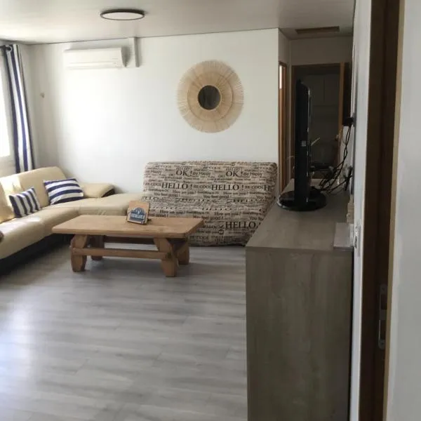 Bienvenue dans notre maison – hotel w mieście Saint-Georges-dʼOléron