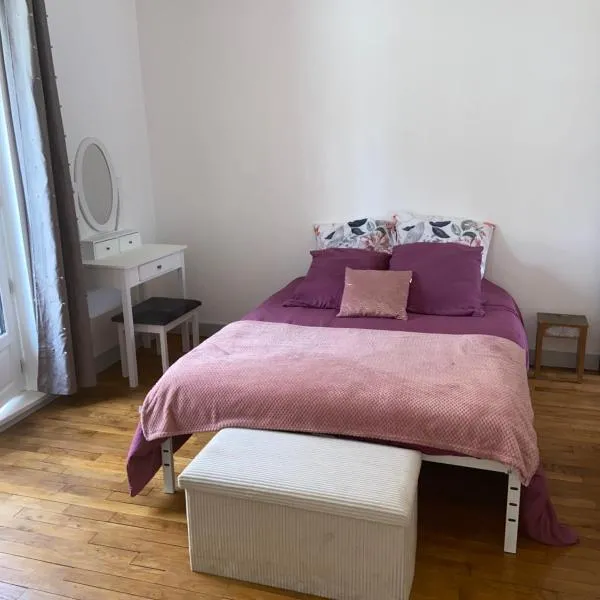 Iago city,appartement spacieux 2 chambres, hyper centre, aéroport et gare à proximité、ボーヴェのホテル