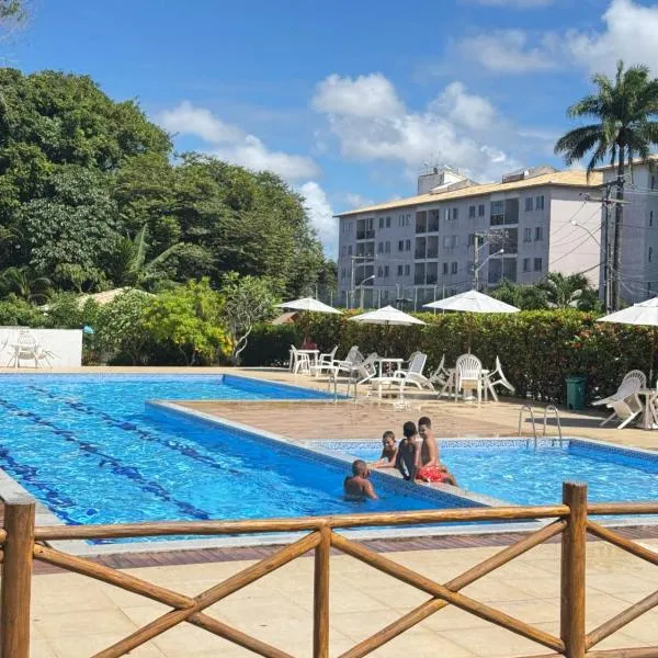 Apto completo com ar, piscina 2 quartos, hotel din Camaçari