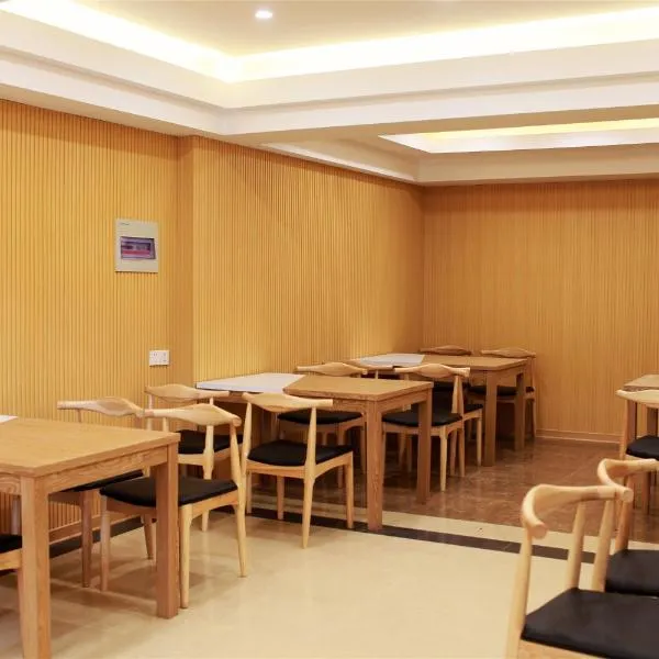 格林豪泰江蘇省揚州市揚州大廈商務酒店，揚州的飯店