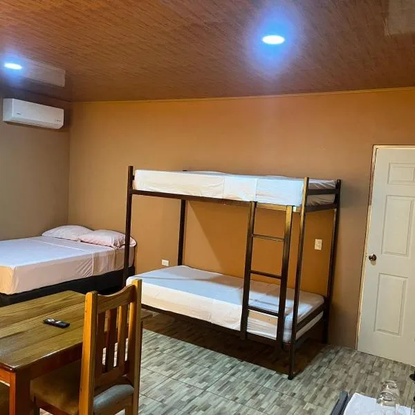 Luisito steak House & Hotel, hotel in Fortuna