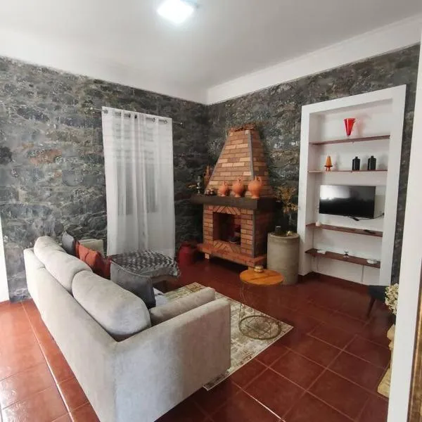 Nosso Mascouto - Encantadora casa con vista al mar, hotel in Funchal