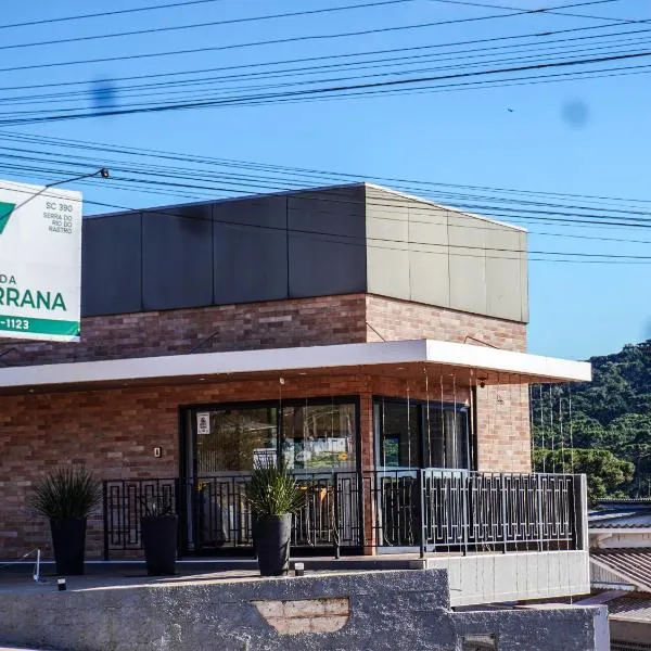 Pousada Villa Serrana, Hotel in Bom Jardim da Serra