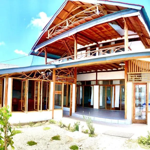 Yoba Surf Mentawai, hotel in Pulau Masokut