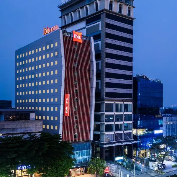 Ibis Gading Serpong, hotel v destinaci Serpong
