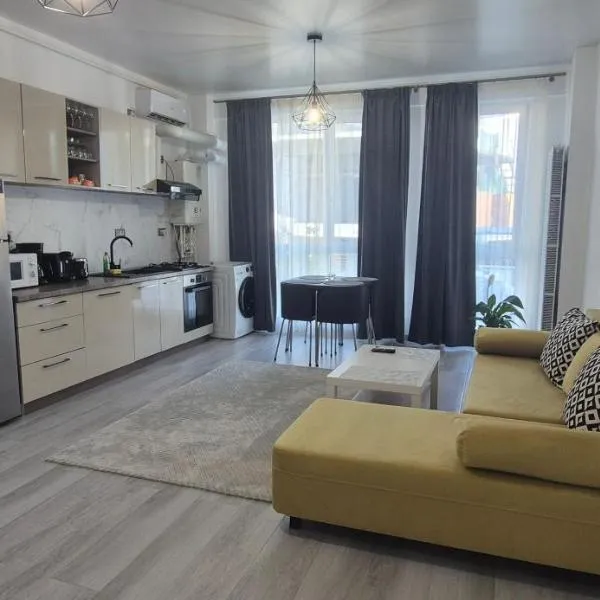 Apartament KAR N10 Mamaia Nord, hotel di Constanta