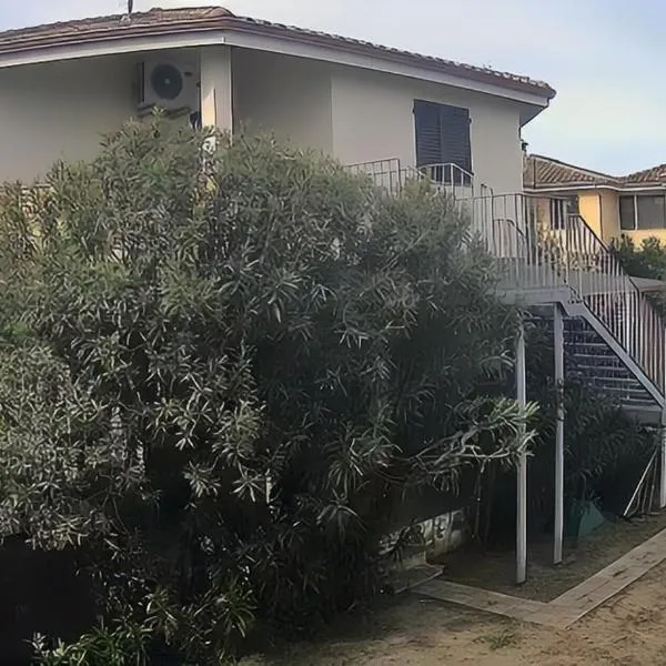 Soggiorno Esclusivo in Villa con Giardino, hotel v destinaci SantʼAntìoco