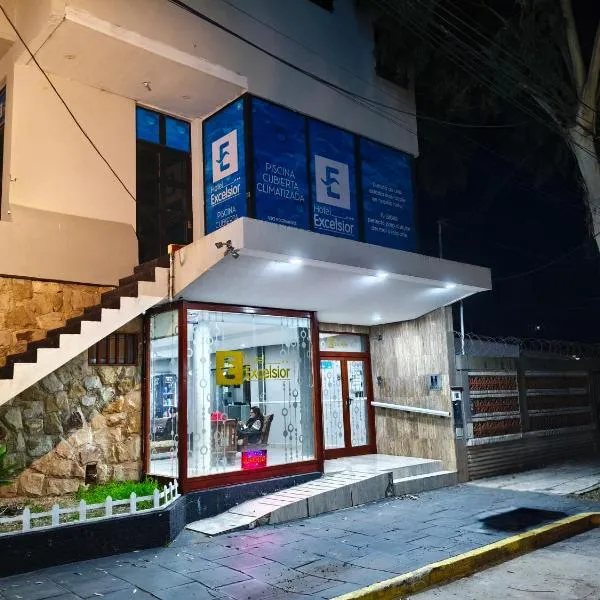 Excelsior, hotel in San Bernardo