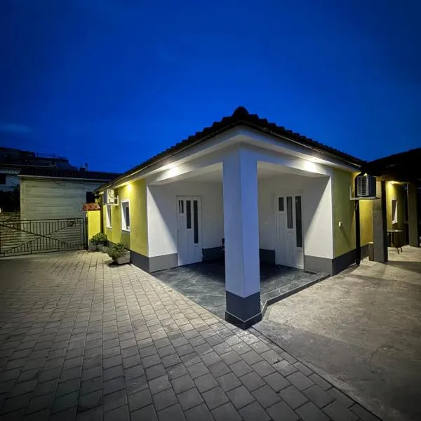 Apartment Zart, hotel in Dekani