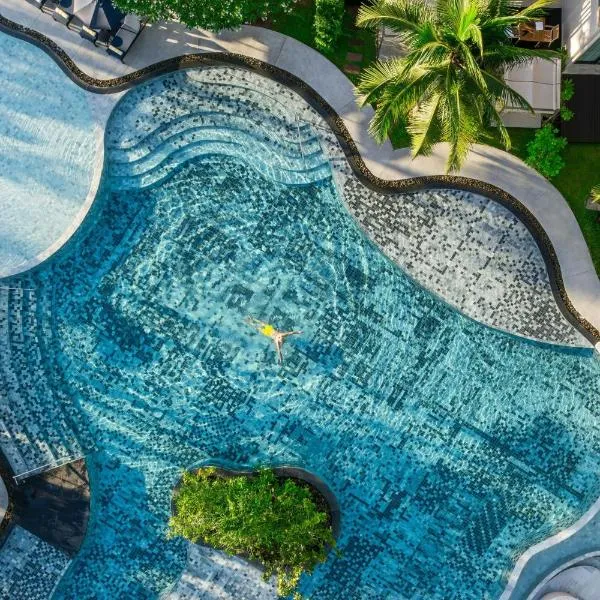 Le Meridien Phuket Mai Khao Beach Resort โรงแรมในหาดไม้ขาว