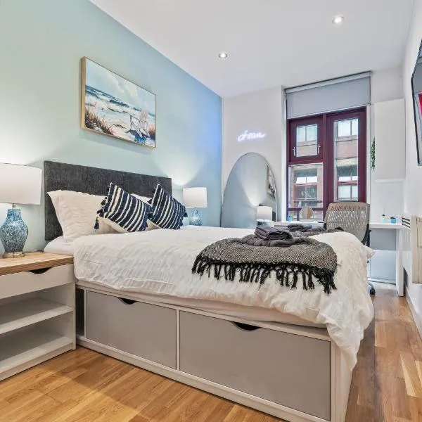 Central Leeds Flat - In City Centre - Modern Décor - Sleeps 8、Central Stationのホテル