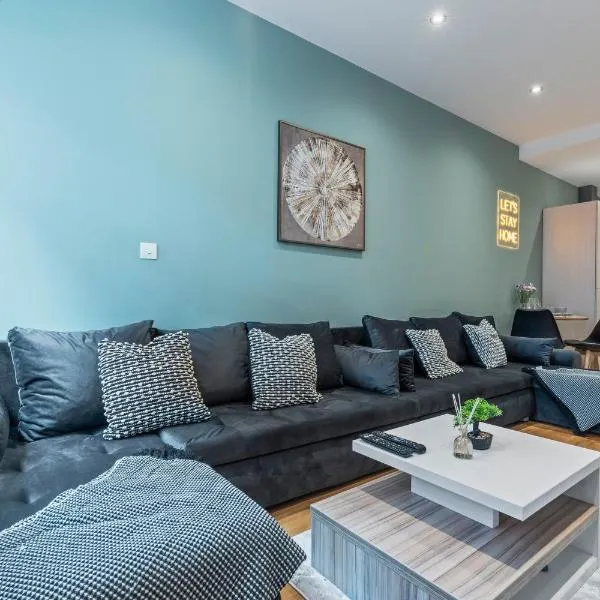 Central Leeds Flat - In City Centre - Modern Décor - Sleeps 8 โรงแรมในCentral Station