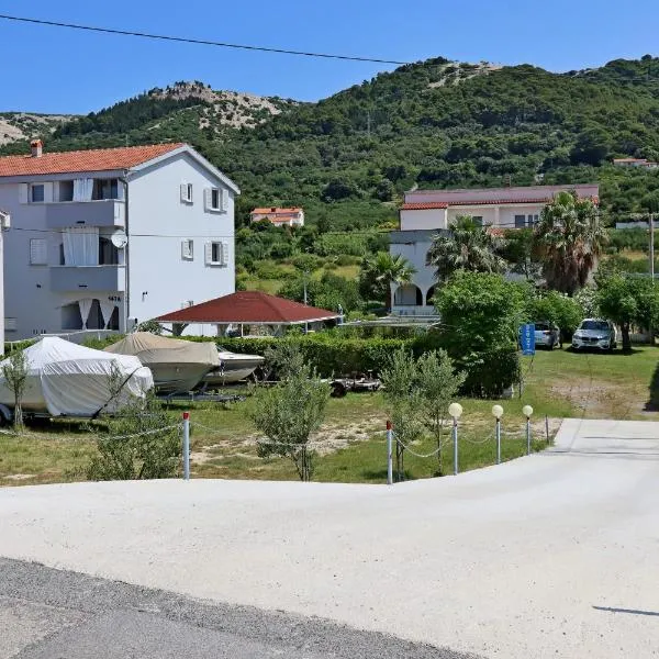 Apartments with parking space Barbat, Rab - 24547, hotel a Rab