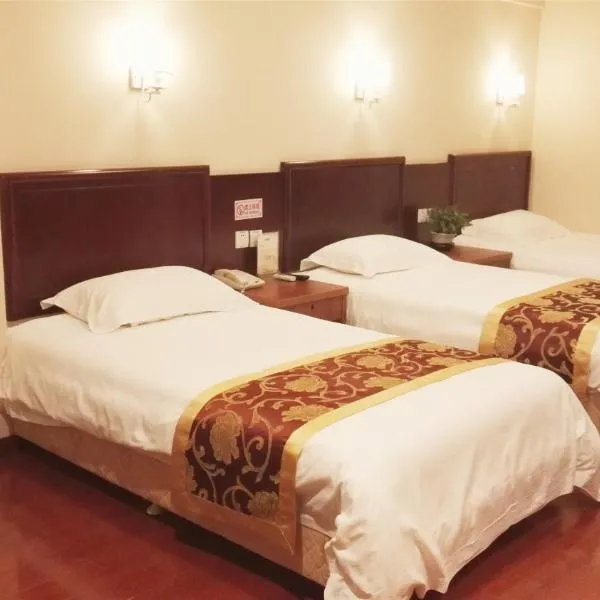 GreenTree Inn Hebei Zhangjiakou Bus Station Express Hotel โรงแรมในZhangjiakou