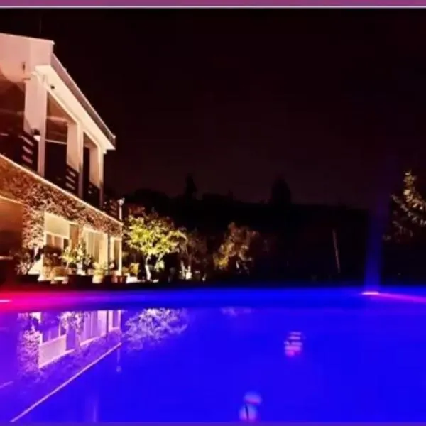 Top privacy Eco Villa of 2023 @ TEG hill Tirana, hotel in Tirana