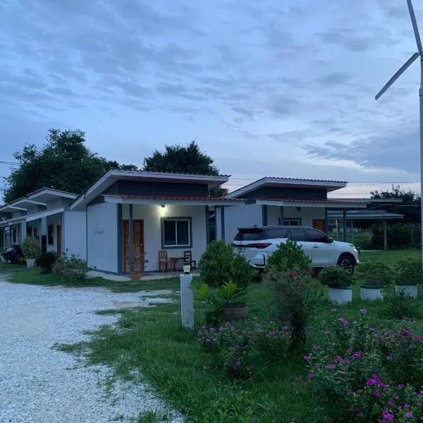 KHUN CHUAT'S HOUSE, hotel v destinaci Ban Nong Ben