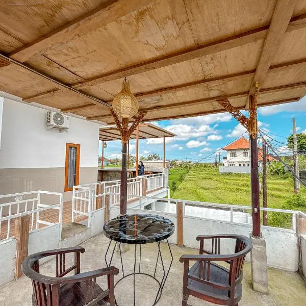 Vins Family Homestay, hotel in Tumbak Bayuh