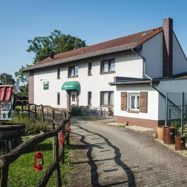 Gasthaus Stuckatz, hotel in Dollenchen