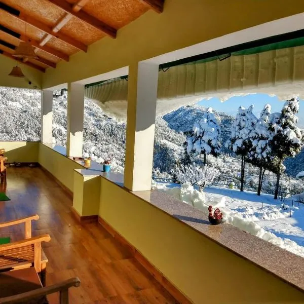 Chirping Orchard, Mukteshwar, hotel v destinaci Mukteswar