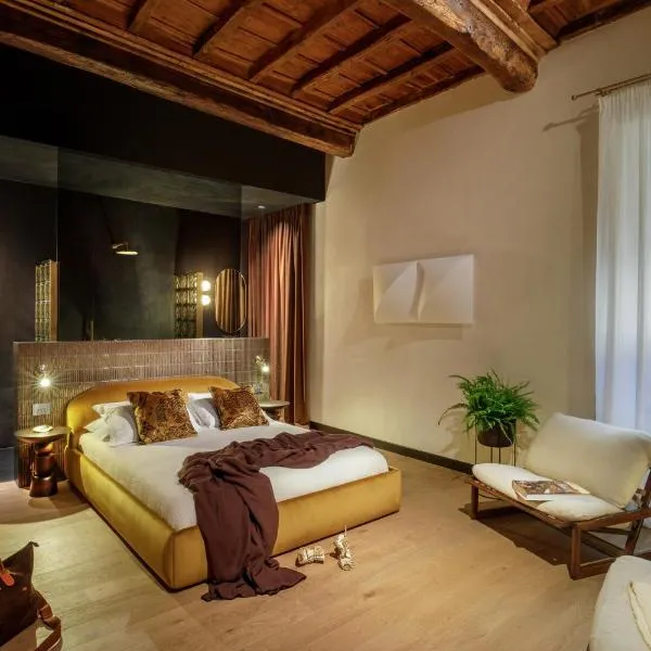 Daplace - Palazzo Serpe Suites near Colosseum, khách sạn ở Roma