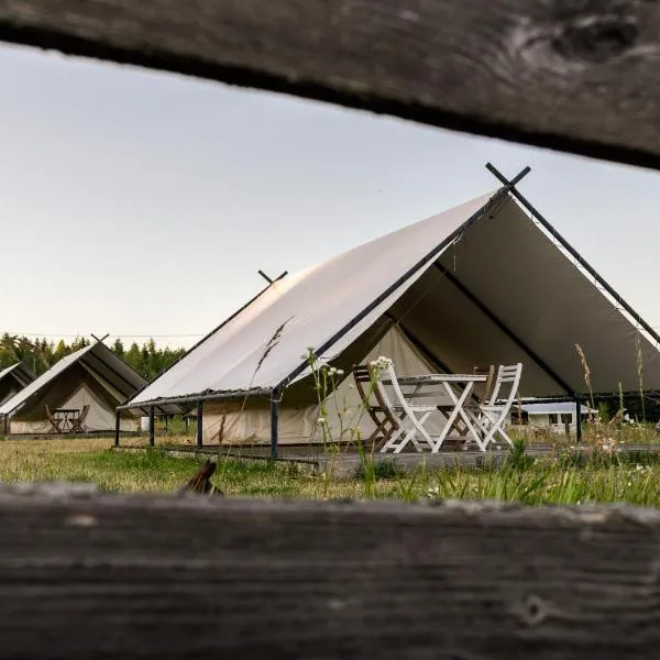 Glamping Szelągówka, Sun & Snow, hotel in Sorkwity