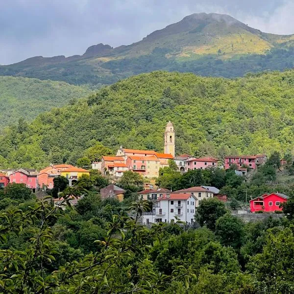 Albergo Belvedere, hotel v destinaci Maissana