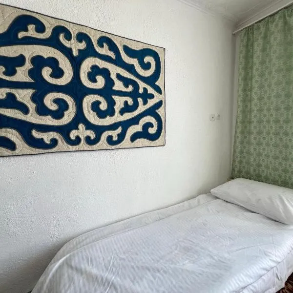 Carolines nest, Hotel in Kara-Koo