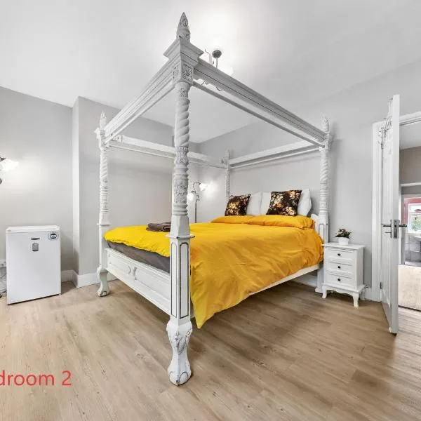 Tranquil 2 Bedroom Rose Cottage near Stratford, hotel in London