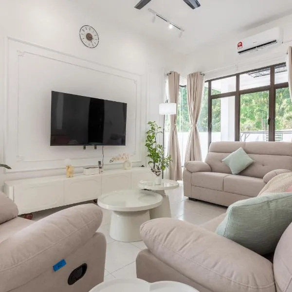 Rawang Landed Homestay - 2Sty Corner House, hotel a Rawang