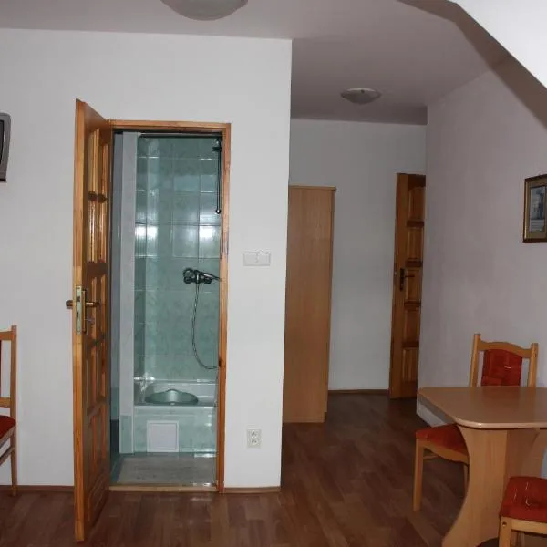 Privat Zavacký – hotel w mieście Ľubica