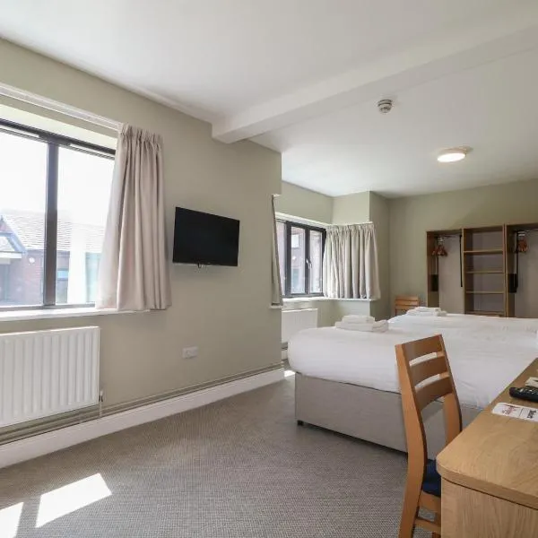 The Sandbar Suite at Marine Court, hotel en Littlehampton