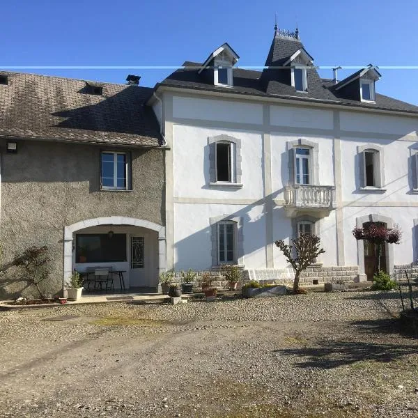 La Bernacaise, hotel em Bernac-Debat