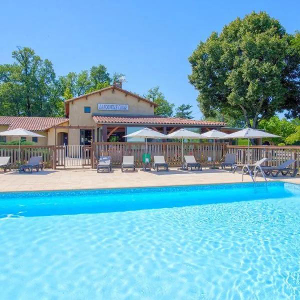 Camping Rouffignac-St-Cernin, hotel in Rouffignac Saint-Cernin