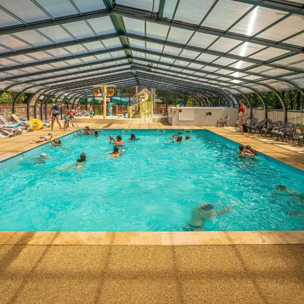 Camping Hourtin: Hourtin şehrinde bir otel