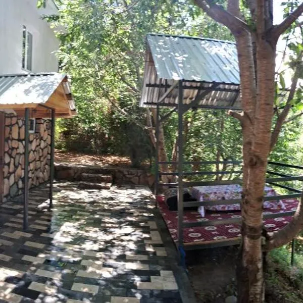 Chimgan Mountain in nature, hotel din Chimgan