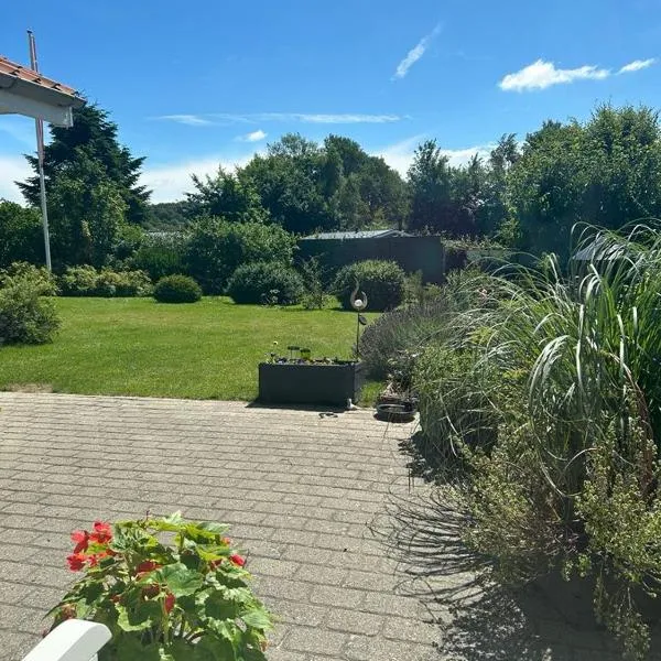 Blomsterhaven, hotel in Glesborg