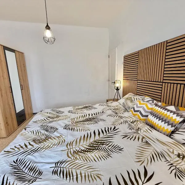 Rooms La Laja 5, hotel in Las Palmas de Gran Canaria