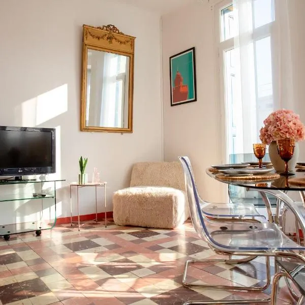 Appartements art déco centre-ville, spacieux et lumineux, hotel en Perpiñán